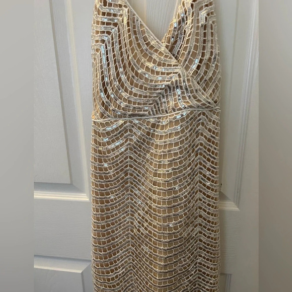 ! Lulus Lele Size L White Silver Sequin Graduation Prom Wedding Mini NEW… - Picture 4 of 5